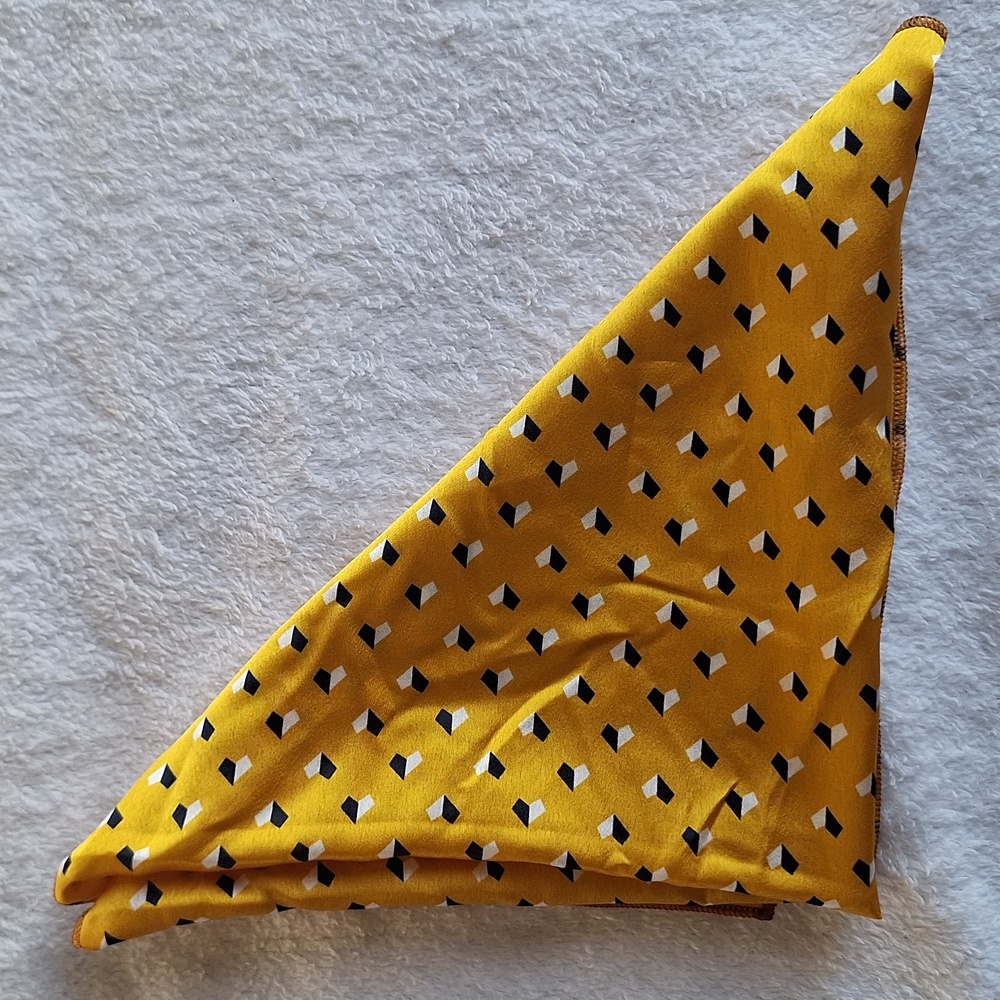 Yellow Patterned Scarf / Pocket Square - Picture 3 of 3